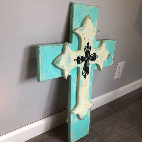Large Wooden Hanging Wall Cross​ - Picture 4 of 10